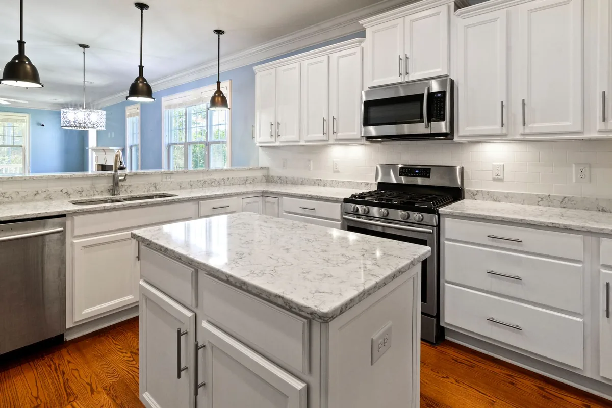 Filth & Squalor Cleanup in Centereach, NY